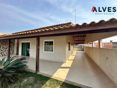 Casa de Praia/Usada para Venda, em Campos dos Goytacazes, bairro Parque Flamboyant Grussai, 3 dormitrios, 1 banheiro, 1 sute, 2 vagas